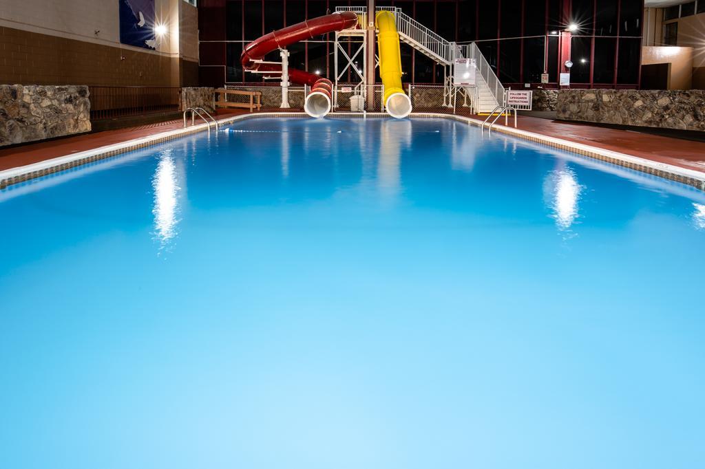 Ramada By Wyndham Medford Hotel & Conference Center Exteriér fotografie